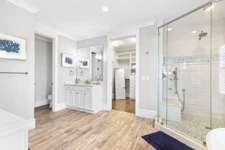 2nd Floor Master Bath