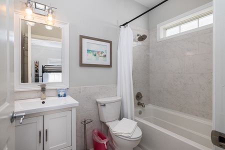 Bunk En Suite Bathroom