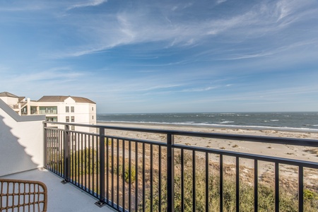 Master Bedroom Oceanfront Balcony