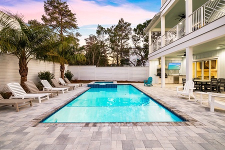Hilltop Beach Retreat (21)
