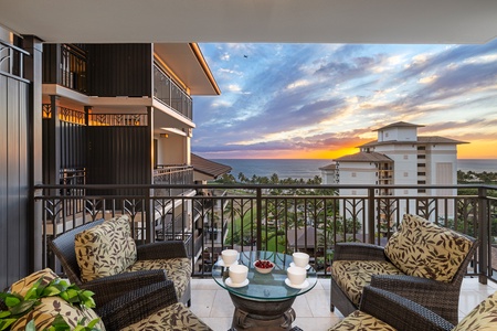 A spectacular view of the ocean and golf course from the lanai.