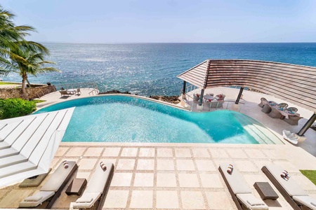 Enjoy the tropical luxury at Punta Arrecife, your home away from home in La Romana, Dominican Republic.
