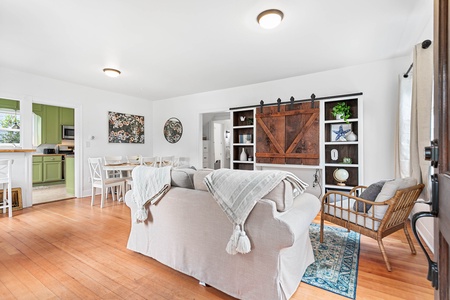 An open layout creates seamless flow between the kitchen, dining, and lounge areas—ideal for entertaining or remote work.
