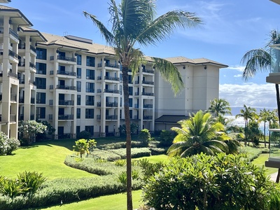 Enjoy the serene afternoon views of the lush resort grounds from Hokulani 214 lanai.