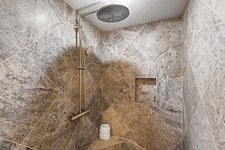 Pua Suite Shower