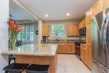 The well-equipped kitchen has all of the modern conveniences you’ll need to enjoy preparing your favorite nourishing meals.