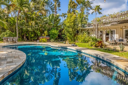 The covered lanai is the perfect space for outdoor entertainment