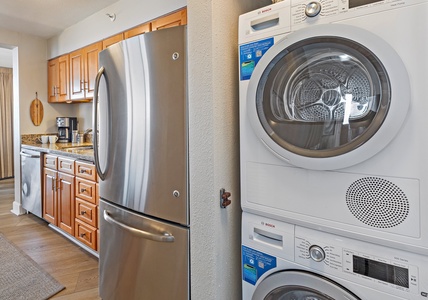 Royal Kahana 1010 includes in-unit laundry, making your stay convenient and stress-free.