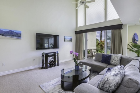 Direct access to the private lanai