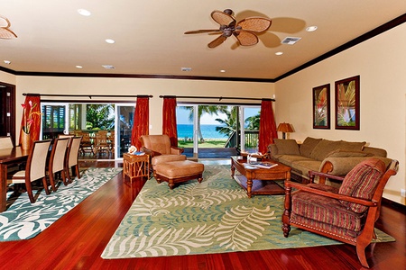 Grand living room with vaulted ceilings.