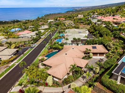 Bird's eye view of the home