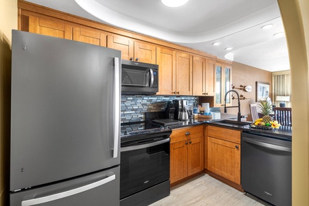 Well-equipped kitchen with everything you need to cook and unwind.