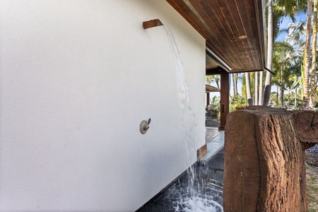 Rinse away tropical adventures in your private outdoor shower, surrounded by swaying palms and warm island breezes.