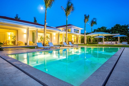 Welcome to Villa Palms, your tropical home in Casa de Campo.