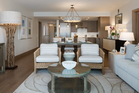 Open-concept living spaces with elegant furnishings allow for total comfort at Hokuala.