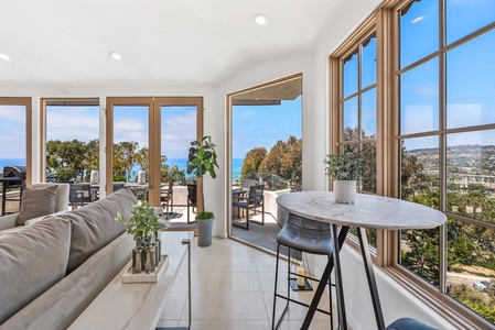 Coffee table at the living area with scenic views!