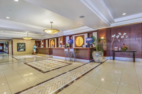 The Honua Kai Resort & Spa lobby area.