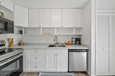 All the essentials in the kitchen.