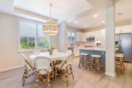 Seamless flow from dining to chef-ready kitchen