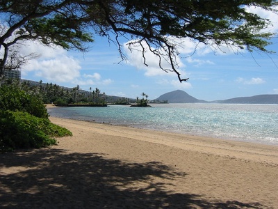 Kahala Beach is a short 10-minute walk or a quick drive away.