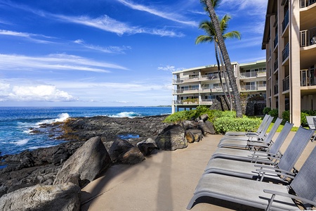 Relax beside the shoreline with panoramic Pacific views.