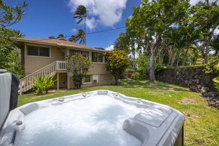 Take a refreshing soak in the outdoor tub and enjoy the outdoor views.