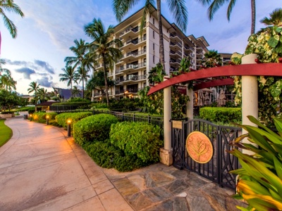 Entrance to the Beach Villas from Lagoon 2.