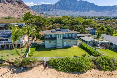 Living area with direct access to lanai with ocean views.