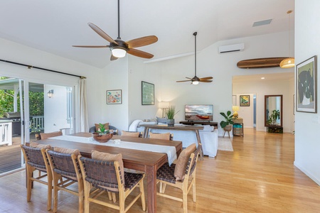 Covered lanai with peaceful mountain views.