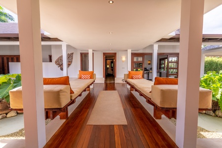 Curl up with a book or have a restful nap on the daybeds.