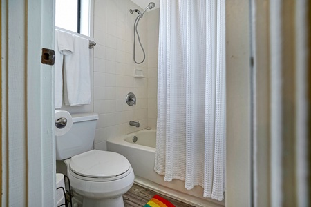 Each bath has a tub/shower combination.