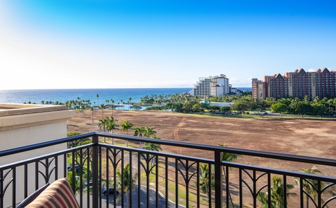 Enjoy your morning coffee with an incredible view from the balcony.