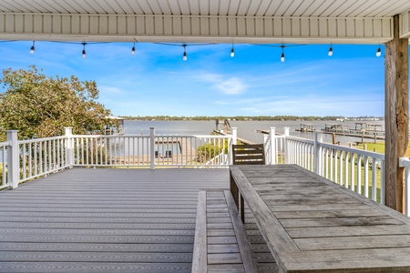 Lagoon-View Deck with Lounge Area