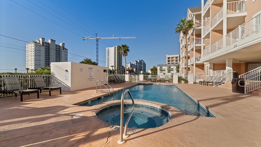 Grand Beach Pool