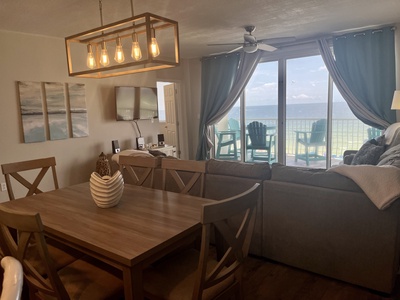 Dining / Livingroom