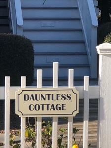 Dauntless Cottage