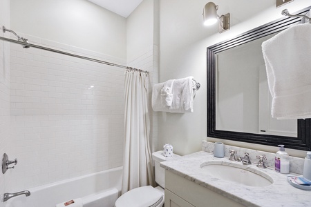 Downstairs, Guest Bathroom 1, Tub/Shower Combo