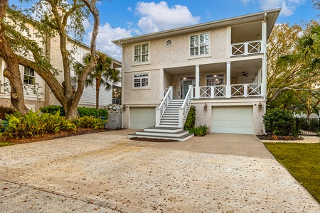 Front of Crystal Cottage