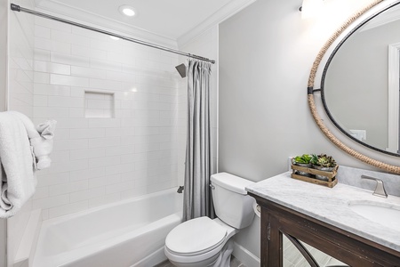 Upstairs Guest Bathroom 3, Tub/Shower Combo