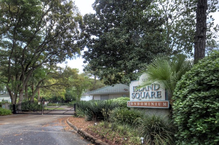 Island Square