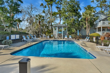 Skiff Landing Community Pool