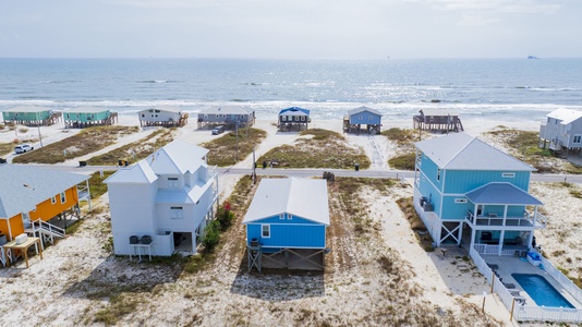 Beach access is 1 minute away