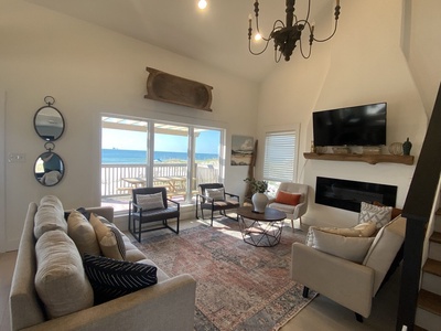 Open living/dining/kitchen area