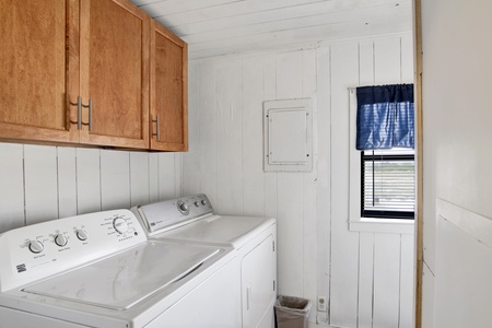 Full size washer and dryer in the laundry room