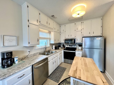 Fully equipped kitchen