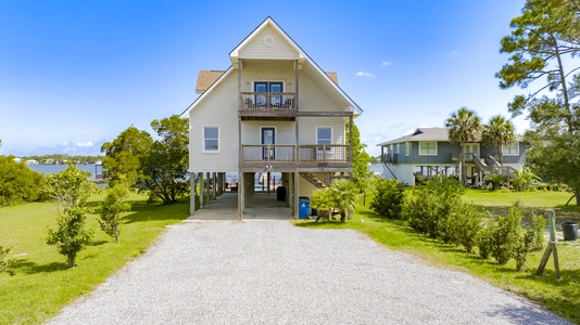 Driftwood Dreams is the perfect home to vacation in