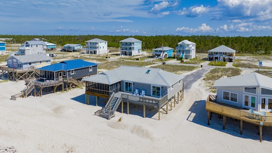 Book Stuck in the Sand for your next family retreat with Harris Vacations!