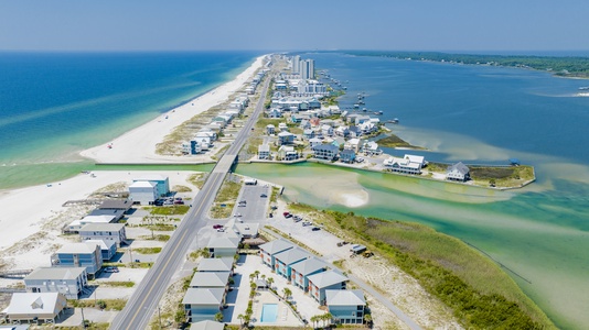 Access to Little Lagoon and the Gulf of Mexico