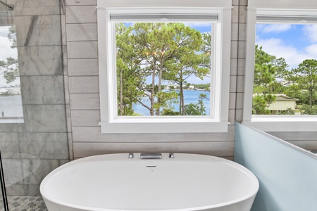 And a soaking tub with a view!