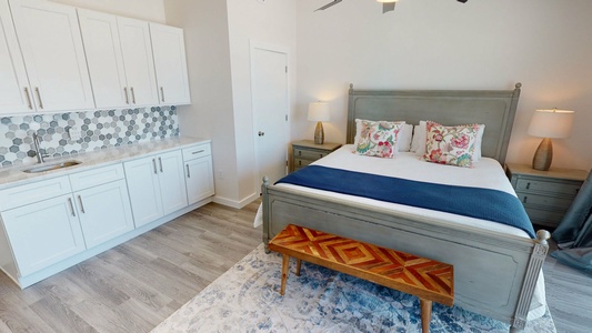 Bedroom #3 has a TV, a wet-bar and fantastic Gulf Views